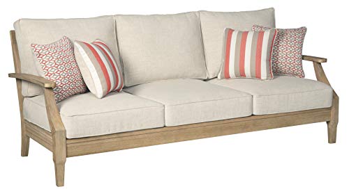 Best Wood for Outdoors Furniture