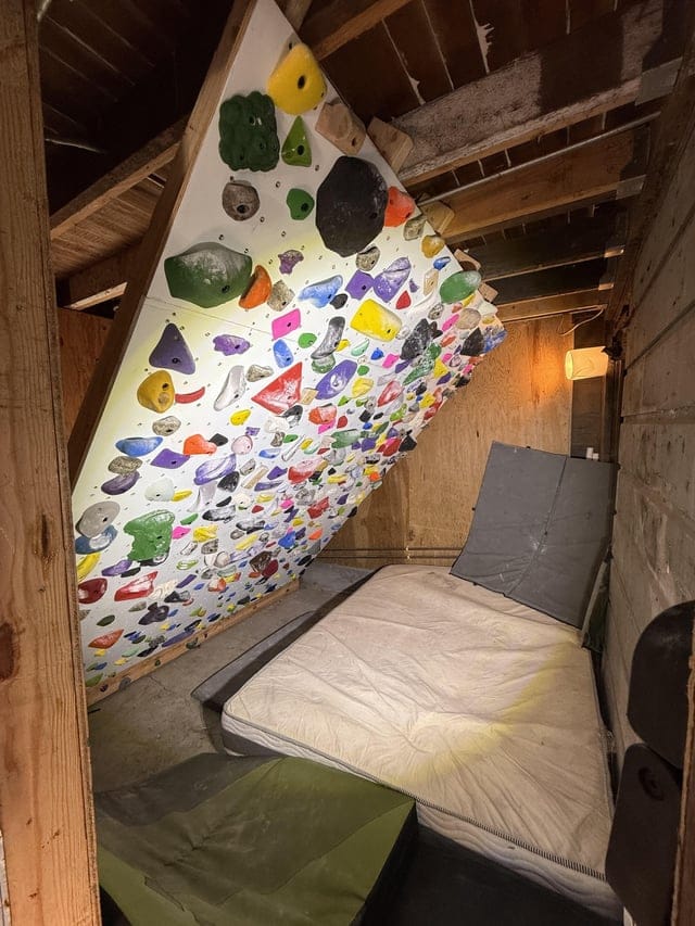 Bouldering Wall Home